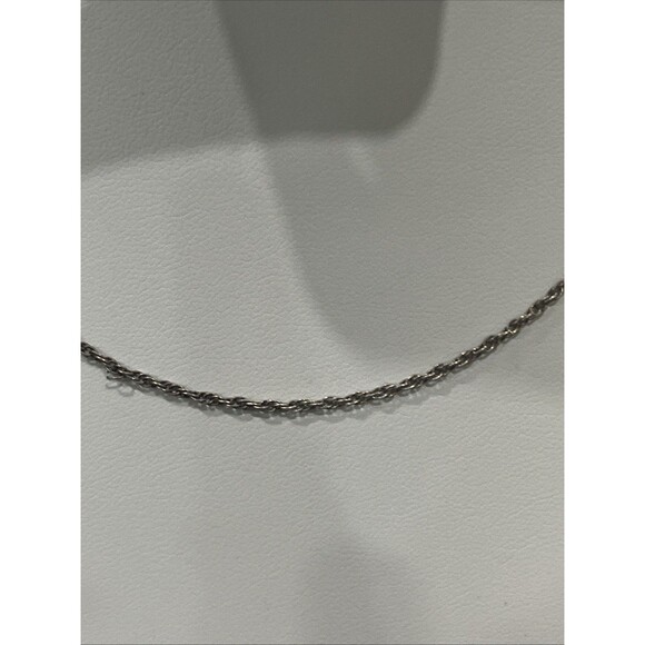 Vintage 925 Sterling Chain With Twist Design - Picture 2 of 4